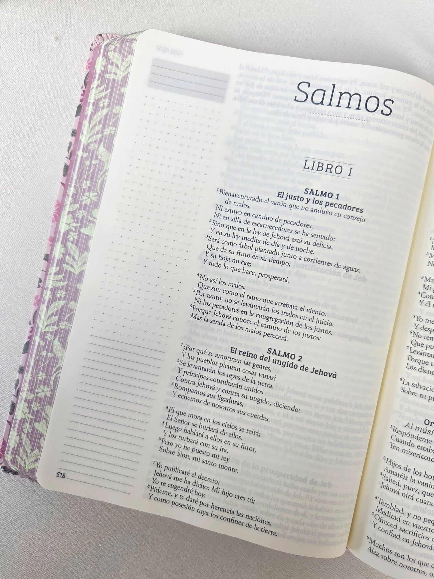 Biblia de Apuntes RVR 1960. Tapa dura, rosada con flores