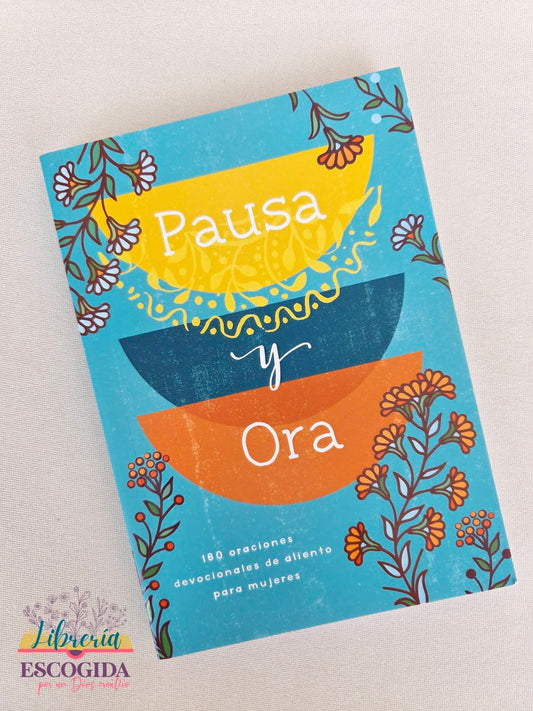 Pausa y Ora: 180 Oraciones Devocionales de Aliento para Mujeres | Barbour Staff